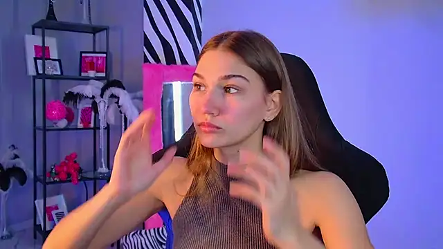 Sweet Emilya online show from 4, 3, 2026