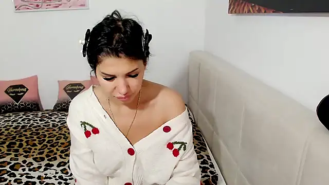 Snapshot of NickyHotXO chatting on 13, 5, 2026 NickyHotXO online show from 13, 5, 2026