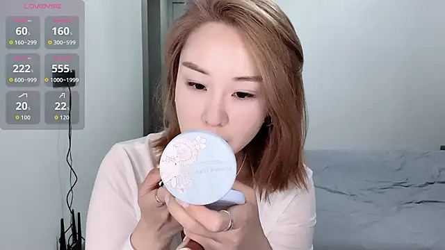 xiaolu-686 online show from 14, 4, 2026