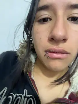 Snapshot of LilyRossi_ chatting on 4, 6, 2026 LilyRossi online show from 4, 6, 2026