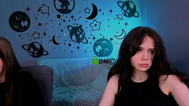 Snapshot of chloe_ley chatting on 21, 6, 2026 chloe ley online show from 21, 6, 2026