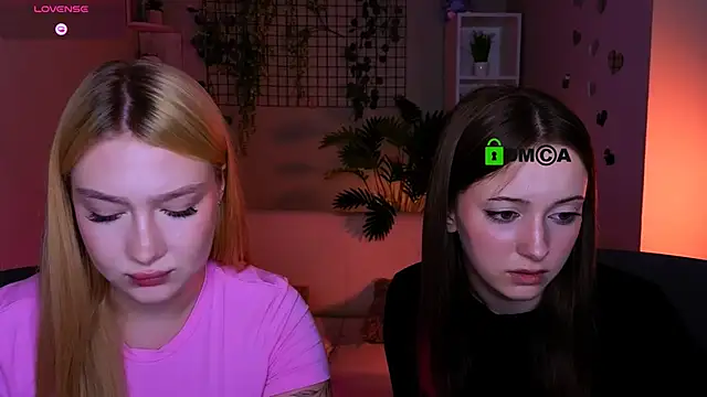 Snapshot of chloe_ley chatting on 22, 6, 2026 chloe ley online show from 22, 6, 2026