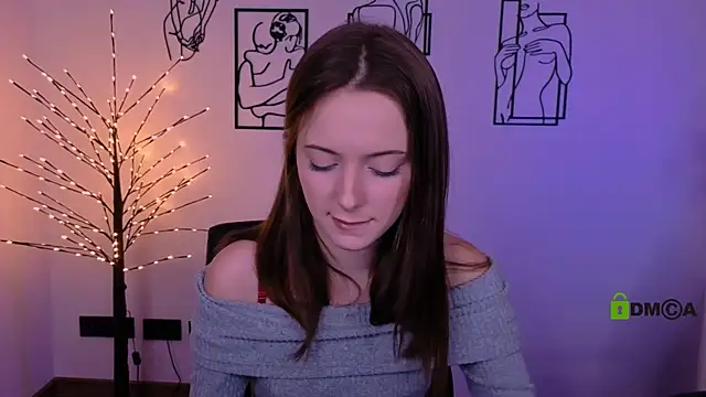Snapshot of chloe_ley chatting on 19, 7, 2026 chloe ley online show from 19, 7, 2026