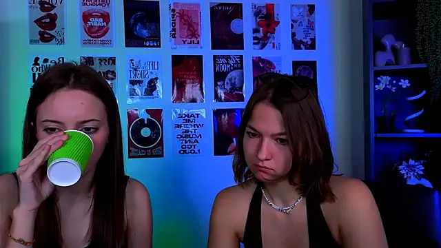 Snapshot of chloe_ley chatting on 27, 7, 2026 chloe ley online show from 27, 7, 2026