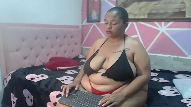 Doll rihana online show from 28, 5, 2026