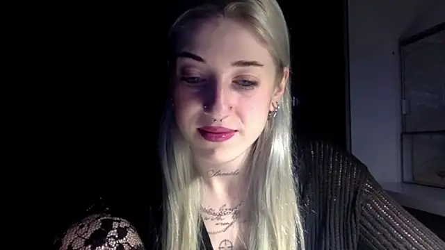 Snapshot of EmmyWet chatting on 2, 3, 2026 EmmyWet online show from 2, 3, 2026