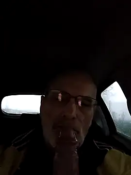 Snapshot of lui8181 chatting on 11, 3, 2026 lui8181 online show from 11, 3, 2026