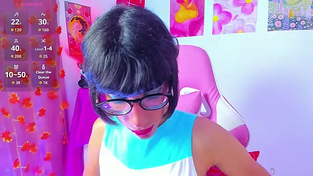 Madeline 21 online show from 19, 3, 2026