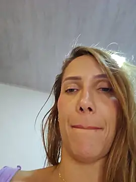 Snapshot of candy-xxx chatting on 11, 6, 2026 candy-xxx online show from 11, 6, 2026