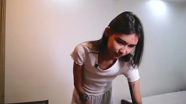 amy peachy online show from 9, 3, 2026