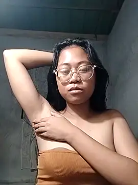 Snapshot of angelpinay44 chatting on 23, 3, 2026 angelpinay44 online show from 23, 3, 2026