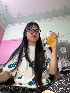 Leeeeiu online show from 29, 3, 2026