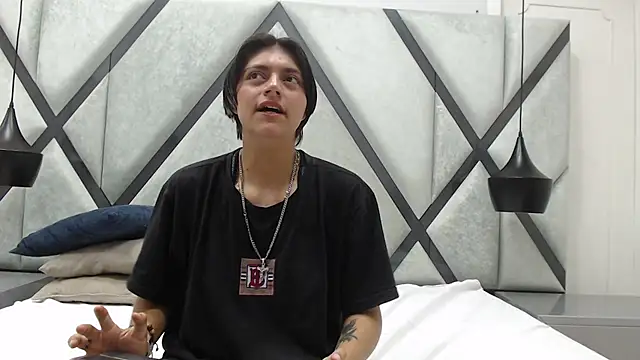 Snapshot of Scarlett_Millerr chatting on 27, 2, 2026 Scarlett Millerr online show from 27, 2, 2026