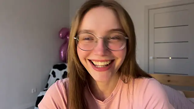 Lolatatee online show from 31, 3, 2026