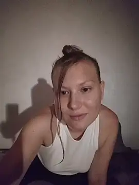 August Shine online show from 26, 6, 2026