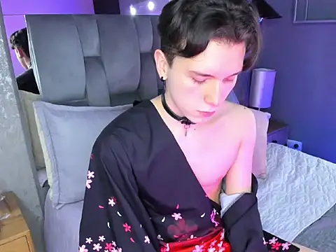 hollannd  online show from 21, 4, 2026