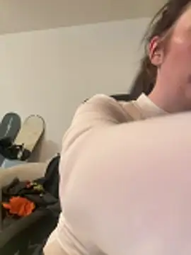 Snapshot of Maddie666 chatting on 2, 3, 2026 Maddie666 online show from 2, 3, 2026