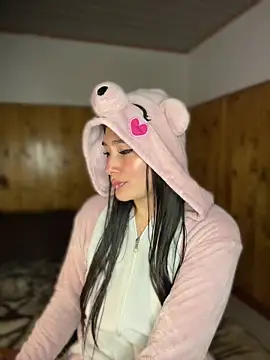 Miss Dani online show from 17, 4, 2026