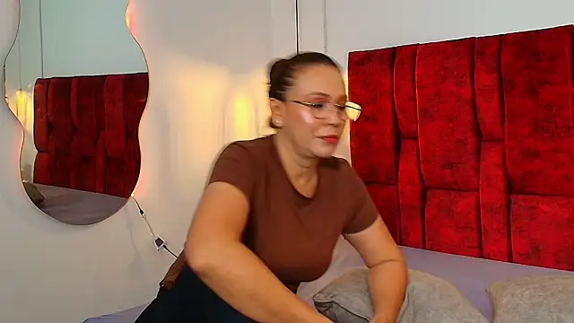  Monaliza  online show from 28, 3, 2026