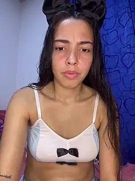 Snapshot of allyson-cute03 chatting on 21, 4, 2026 allyson-cute03 online show from 21, 4, 2026