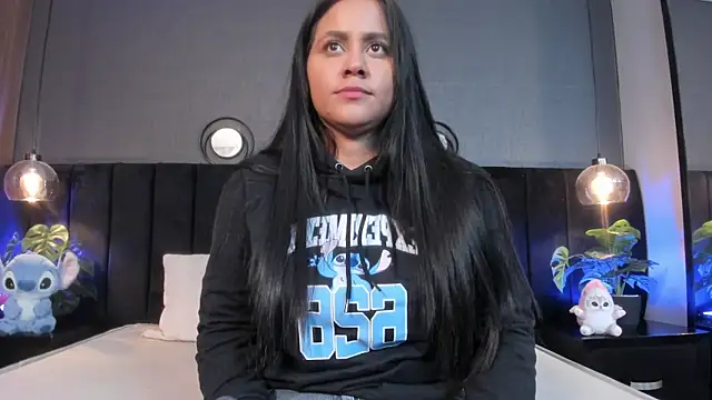 Snapshot of alejandra__garcia chatting on 16, 6, 2026 alejandra garcia online show from 16, 6, 2026