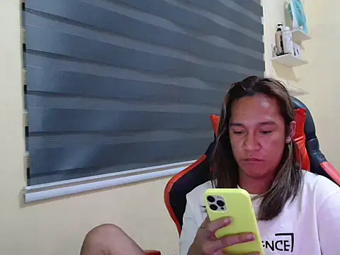 ashelyxyn69xx online show from 14, 6, 2026
