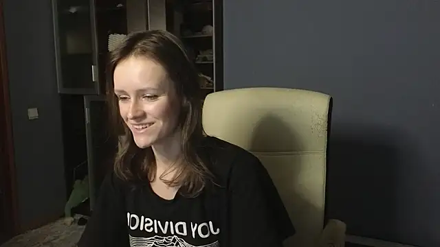 Tender Swan online show from 19, 3, 2026