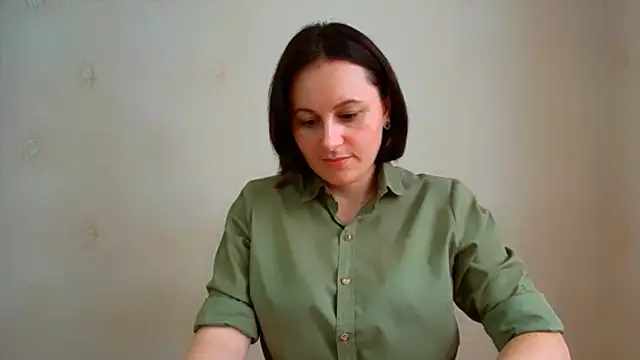Snapshot of Inessa_beauty chatting on 7, 6, 2026 Inessa beauty online show from 7, 6, 2026