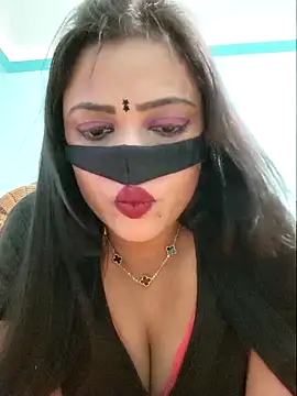 Snapshot of Beauty-3 chatting on 4, 5, 2026 Beauty-3 online show from 4, 5, 2026