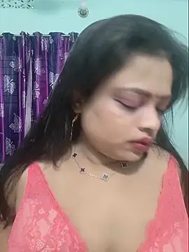 Snapshot of Beauty-3 chatting on 18, 5, 2026 Beauty-3 online show from 18, 5, 2026