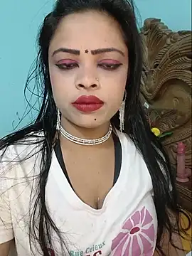 Snapshot of Beauty-3 chatting on 27, 5, 2026 Beauty-3 online show from 27, 5, 2026