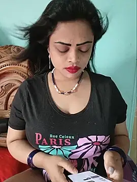 Snapshot of Beauty-3 chatting on 24, 6, 2026 Beauty-3 online show from 24, 6, 2026