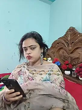 Snapshot of Beauty-3 chatting on 7, 7, 2026 Beauty-3 online show from 7, 7, 2026