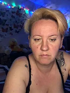 Snapshot of SofiaAmour chatting on 18, 4, 2026 SofiaAmour online show from 18, 4, 2026