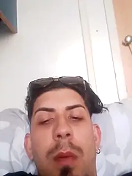 iShon777 online show from 26, 4, 2026