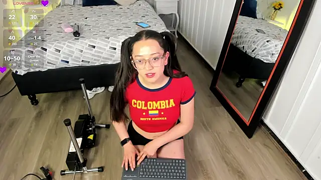 Snapshot of EvaMark_ chatting on 18, 6, 2026 EvaMark online show from 18, 6, 2026