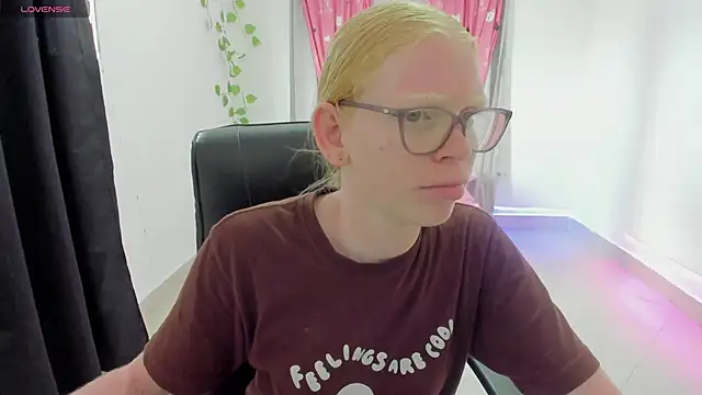 Albingirl online show from 11, 4, 2026