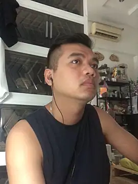 Snapshot of Gockhuatsg chatting on 15, 5, 2026 Gockhuatsg online show from 15, 5, 2026