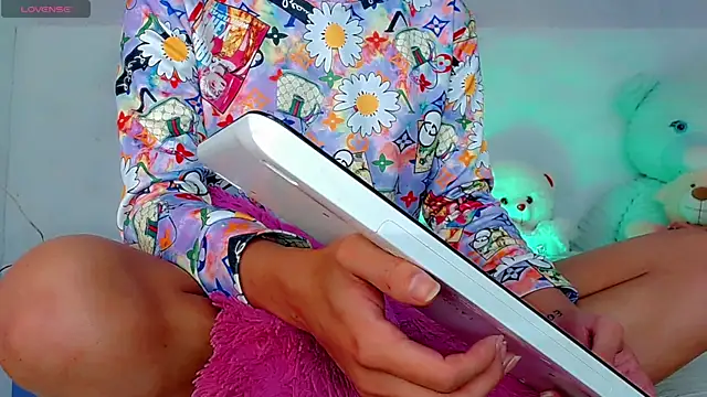 catriona queen16 online show from 31, 5, 2026