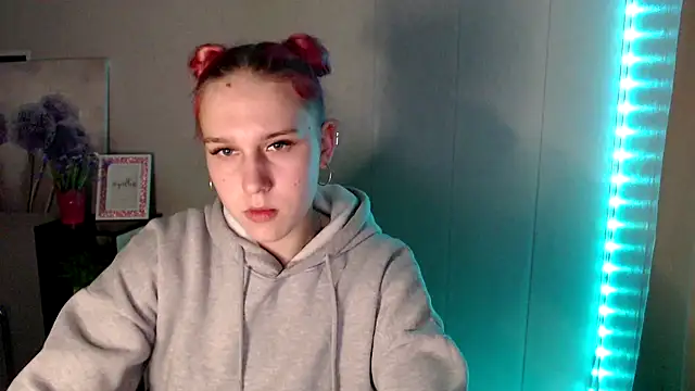 Scarlett lil online show from 1, 4, 2026