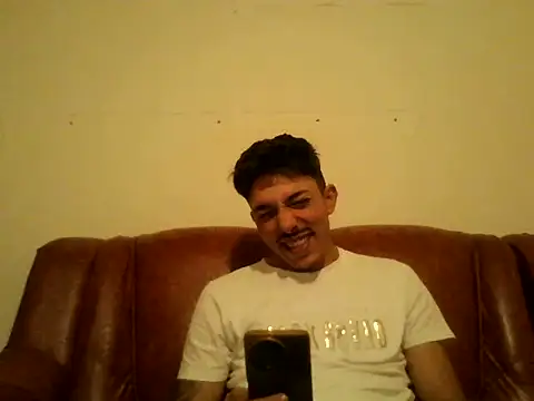 Snapshot of danbig01 chatting on 4, 6, 2026 danbig01 online show from 4, 6, 2026