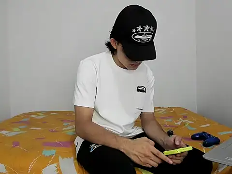 monky 0002 online show from 24, 5, 2026