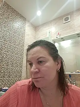 LaraHarper online show from 12, 4, 2026