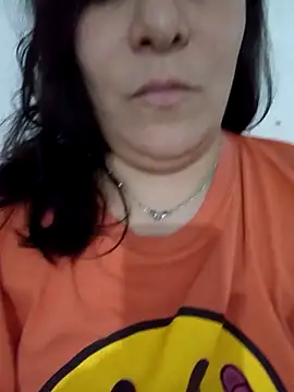 Snapshot of Meluxxx chatting on 11, 4, 2026 Meluxxx online show from 11, 4, 2026