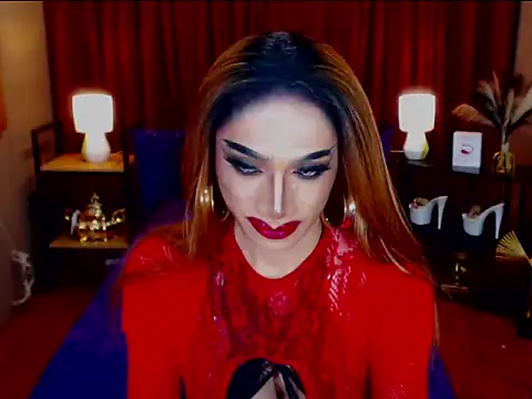 Snapshot of KieraLee chatting on 18, 4, 2026 KieraLee online show from 18, 4, 2026