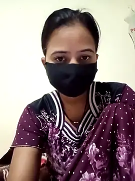 Snapshot of Poojalodhi_567 chatting on 5, 3, 2026 Poojalodhi 567 online show from 5, 3, 2026