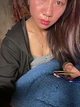 Candy baby01 online show from 25, 3, 2026