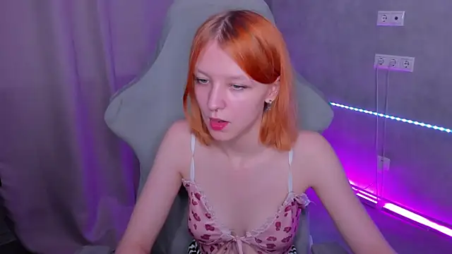Emma Dusk online show from 3, 6, 2026