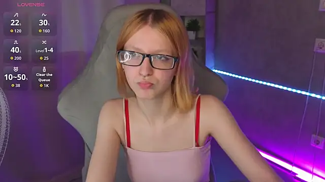 Snapshot of Emma_Dusk chatting on 28, 6, 2026 Emma Dusk online show from 28, 6, 2026