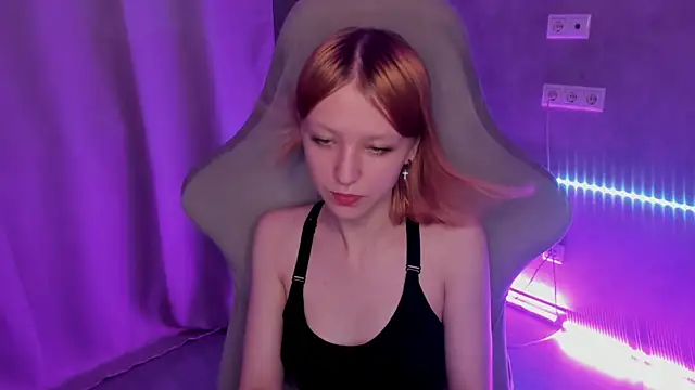 Snapshot of Emma_Dusk chatting on 6, 7, 2026 Emma Dusk online show from 6, 7, 2026